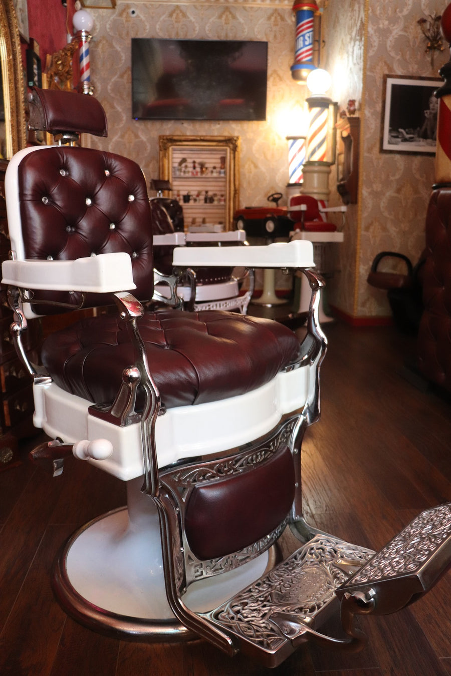 Professional Barber Old Barber Chairs For Sale Vintage Heavy-Duty